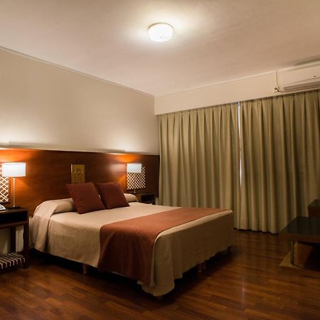 Hotel Victoria Plaza Salta Exterior photo